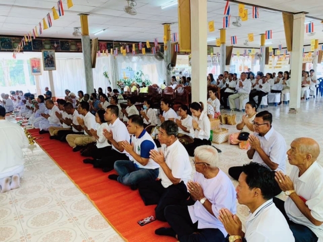 กิจกรรมขับเคลื่อนอำเภอคุณธรรม หิ้วปิ่นโตเข้าวัด