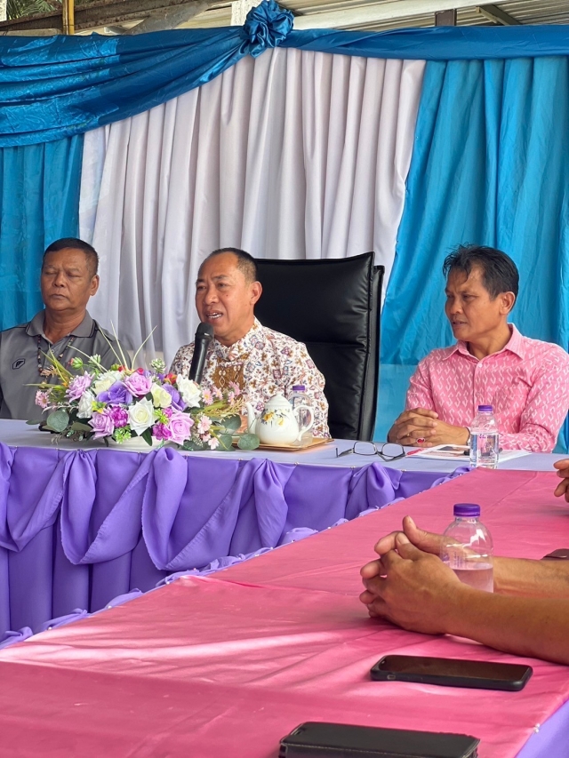 นายอำเภอชัยบุรี พบปะและตรวจเยี่ยมการปฏิบัติงานขององค์การบริหารส่วนตำบลไทรทอง